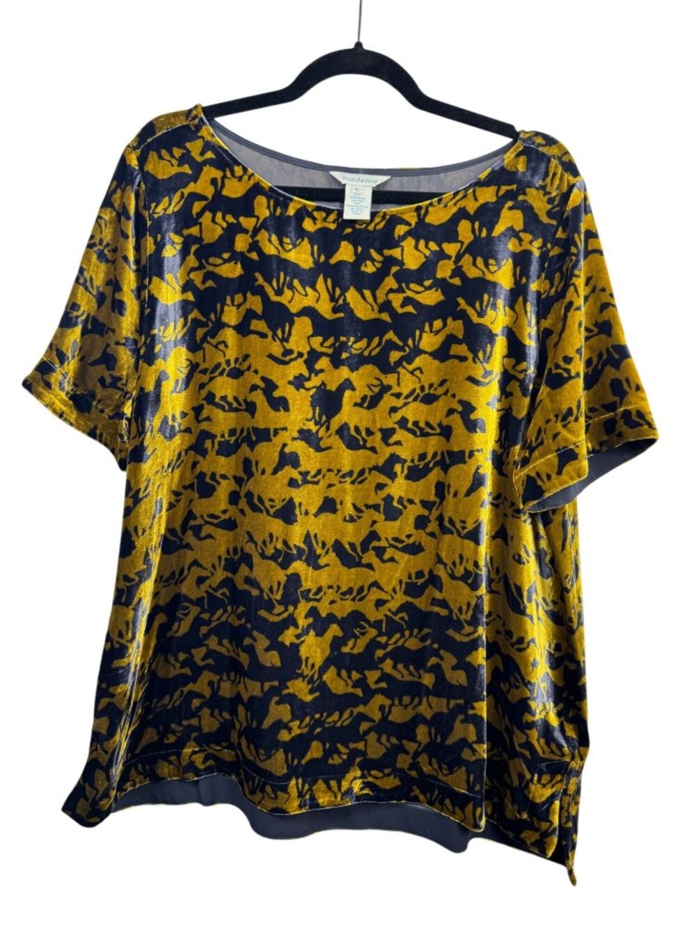 Sundance Yellow Black Velvet geometric Top Silk Blend sz XL Short Sleeves Artsy